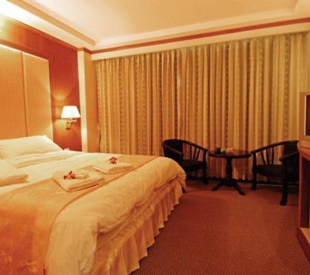 Western Grand Hotel Ratchaburi Экстерьер фото