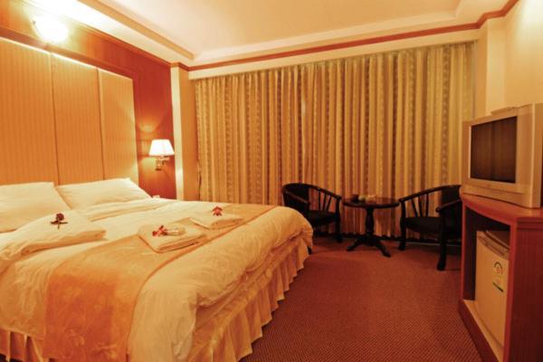 Western Grand Hotel Ratchaburi Экстерьер фото